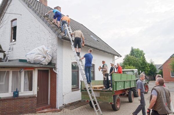 Vorbereitungen "Bau Garage Oma" – Bild 1